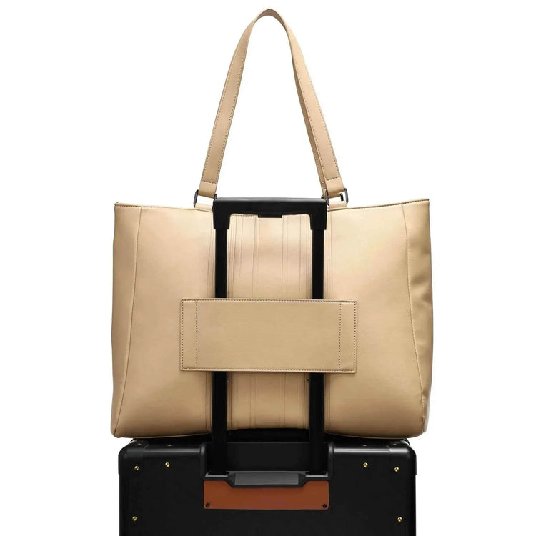 Roamer 24L Vegan Leather Weekender Tote Bag Weekender Bags by Travellty