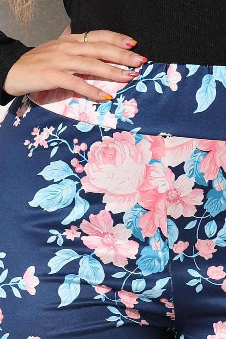 Plus Size Floral Print Legging women Attire by Trendsi