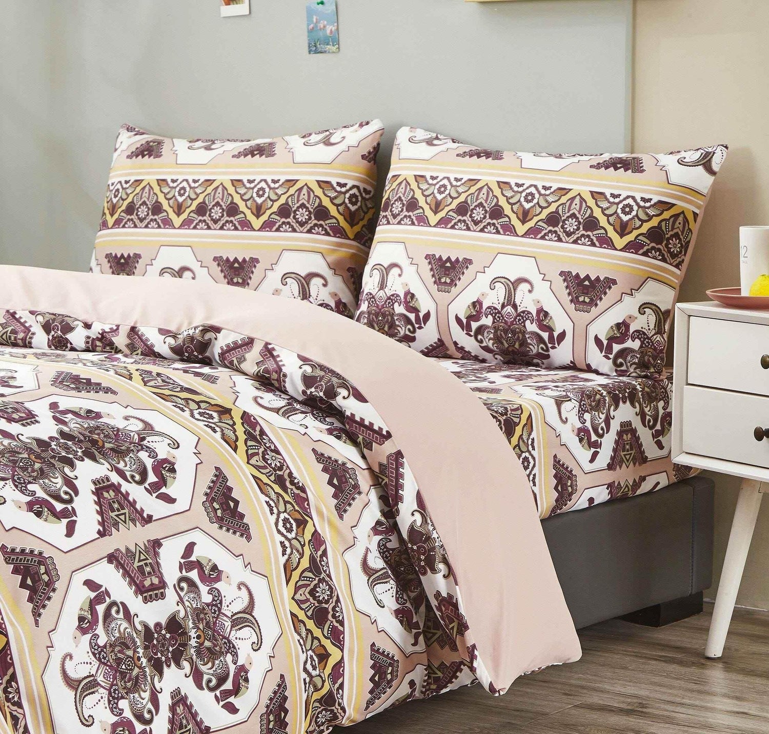 DaDa Bedding Majestic Oriental Kilim Duvet Cover - w/ Pillow Cases Royal Persian Traditional Design Intricate Ornate Ornament Print Duvet Covers by DaDalogy Bedding Collection