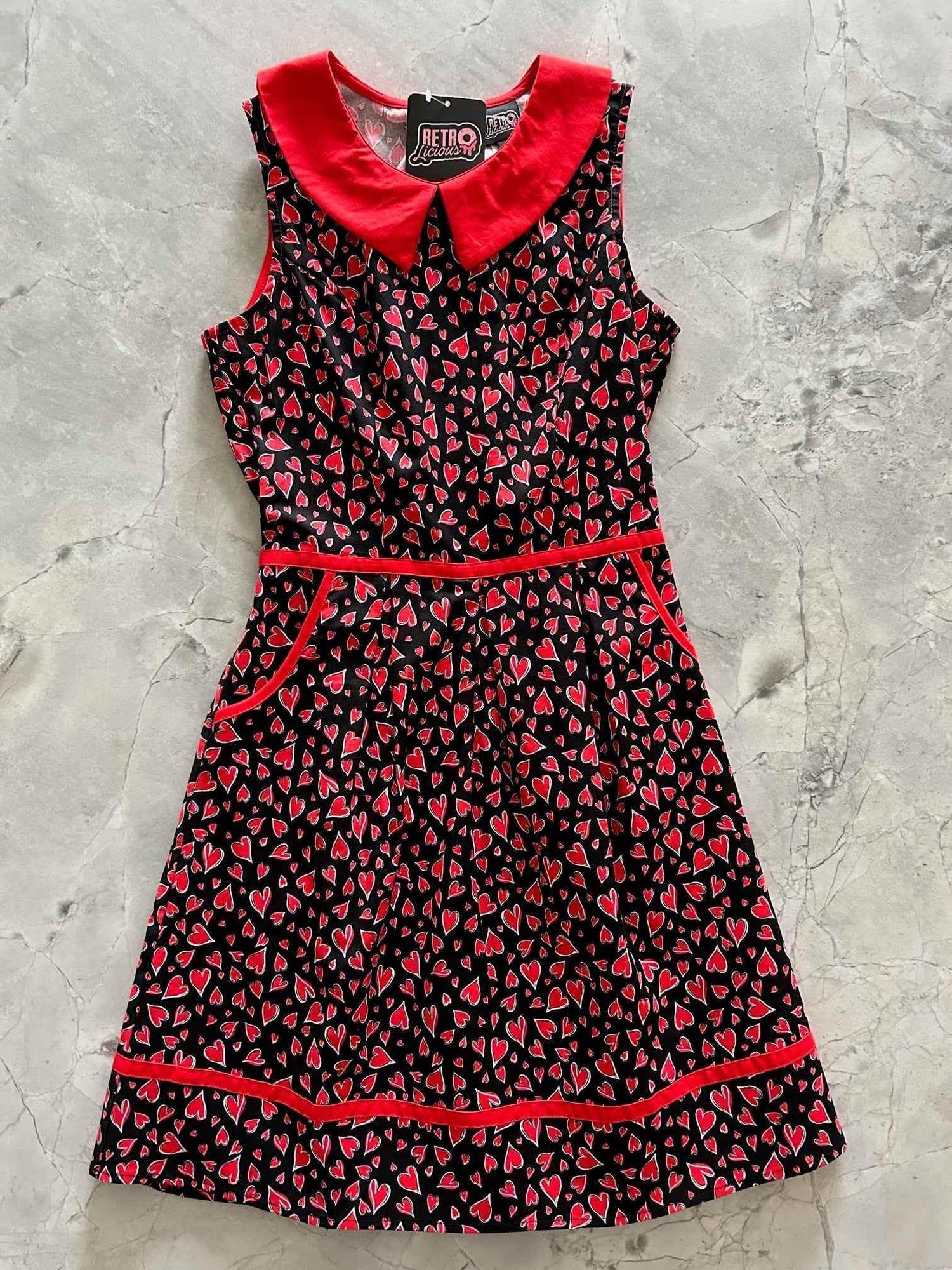 Hearts Collared Dress Dresses by Retrolicious