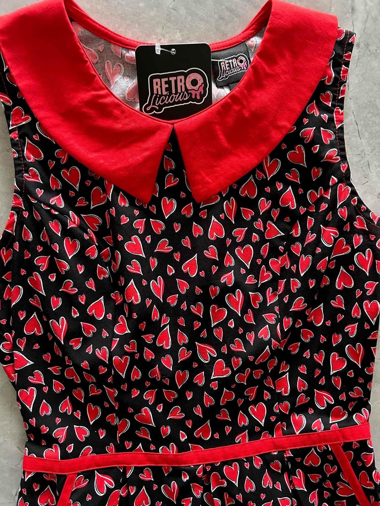 Hearts Collared Dress Dresses by Retrolicious