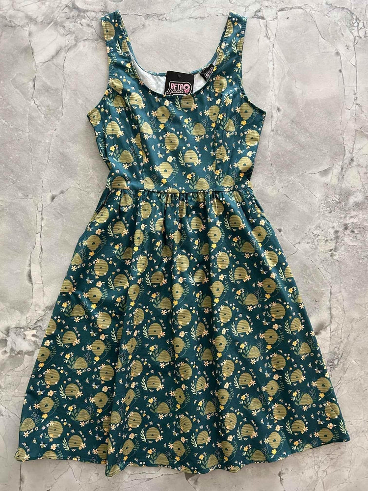 Beehive Fit & Flare Dress Dresses by Retrolicious
