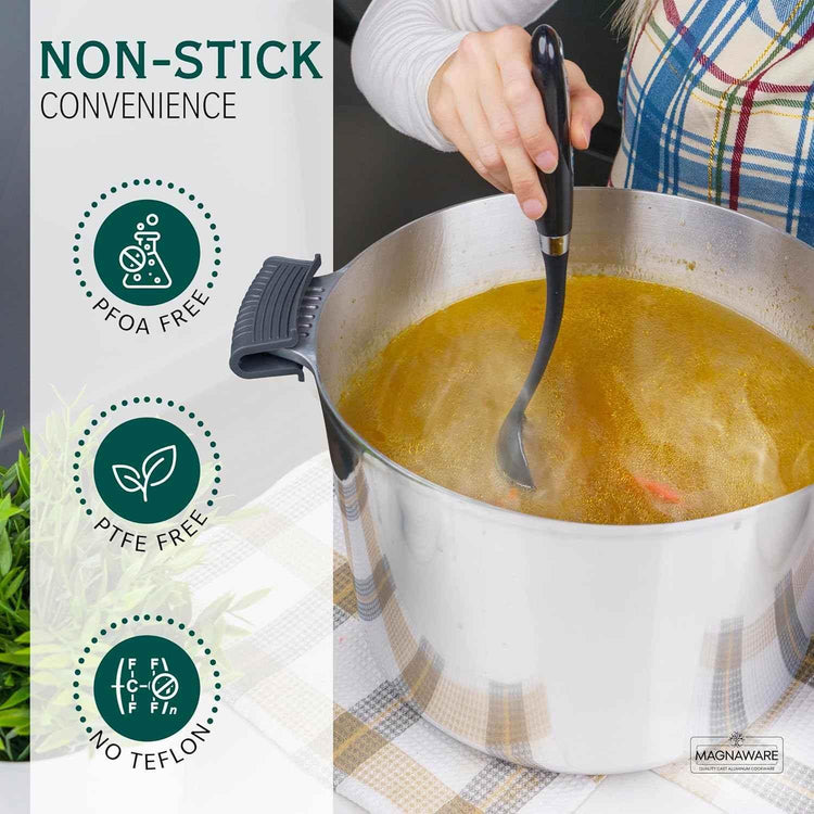Stock Pot with Lid 14 Quarts Home & Garden by MAGNAWARE
