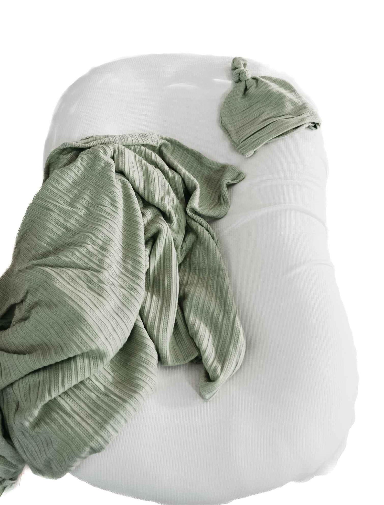 Pearl Ribbed Baby Lounger Cover by Little Mae & Co