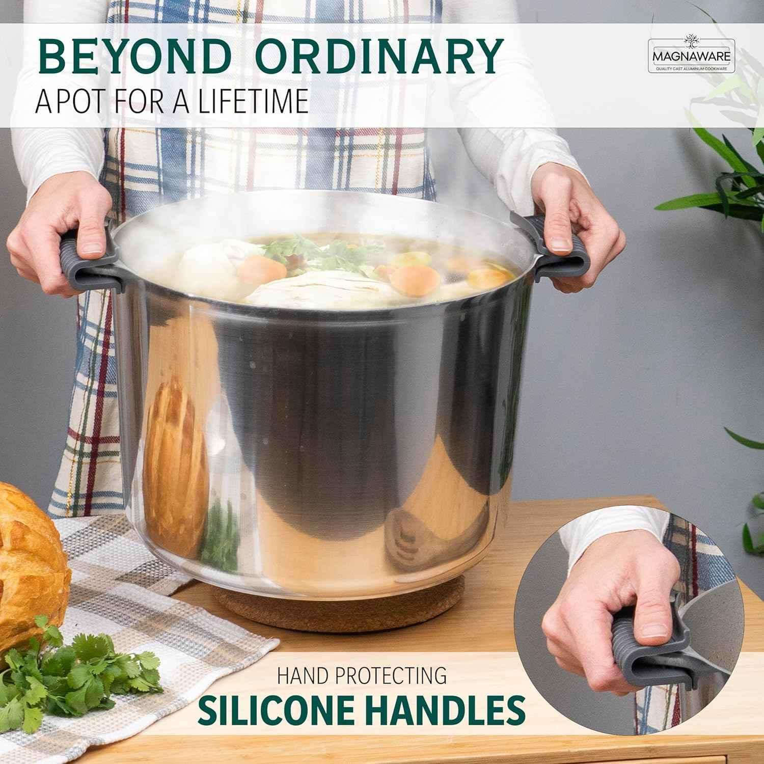 Stock Pot with Lid 14 Quarts Home & Garden by MAGNAWARE