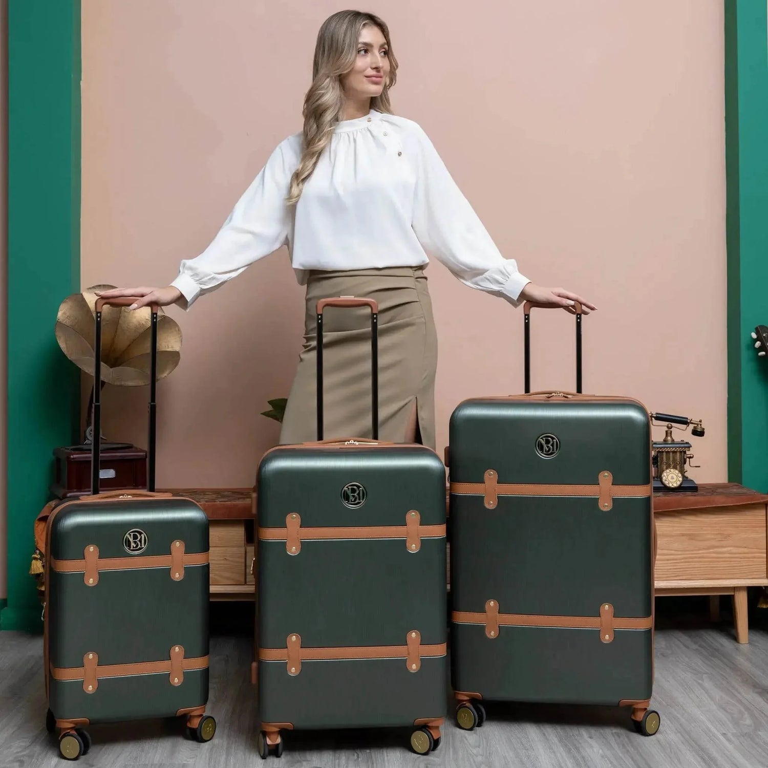 Grace 3 Piece Expandable Retro Luggage Set Luggage Sets by Travellty