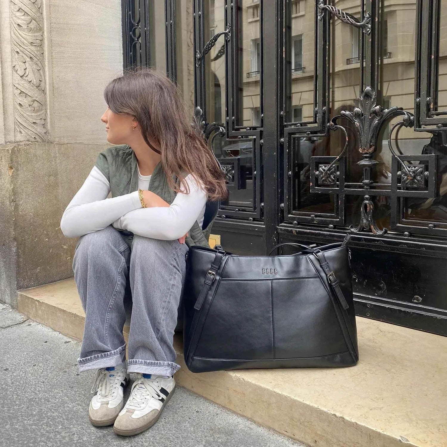 Leisure Luxe 33L Vegan Leather Weekender Tote Bag Weekender Bags by Travellty