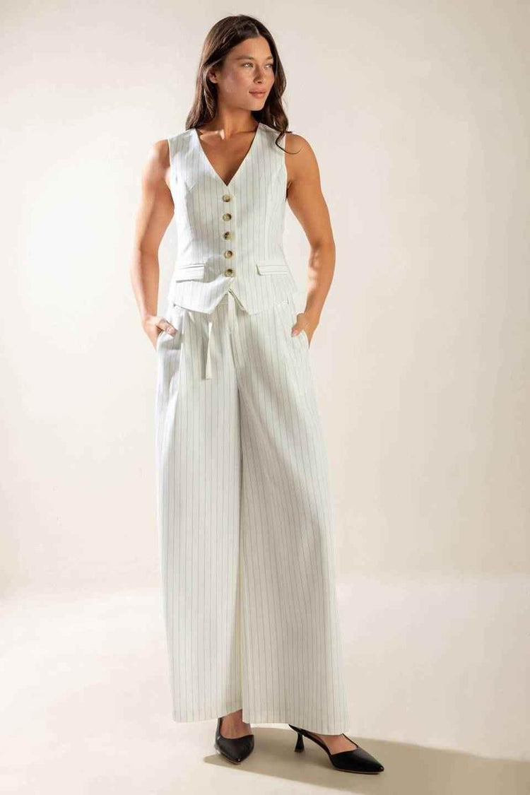 DINNER DATE WOVEN VEST VEST by Flying Tomato