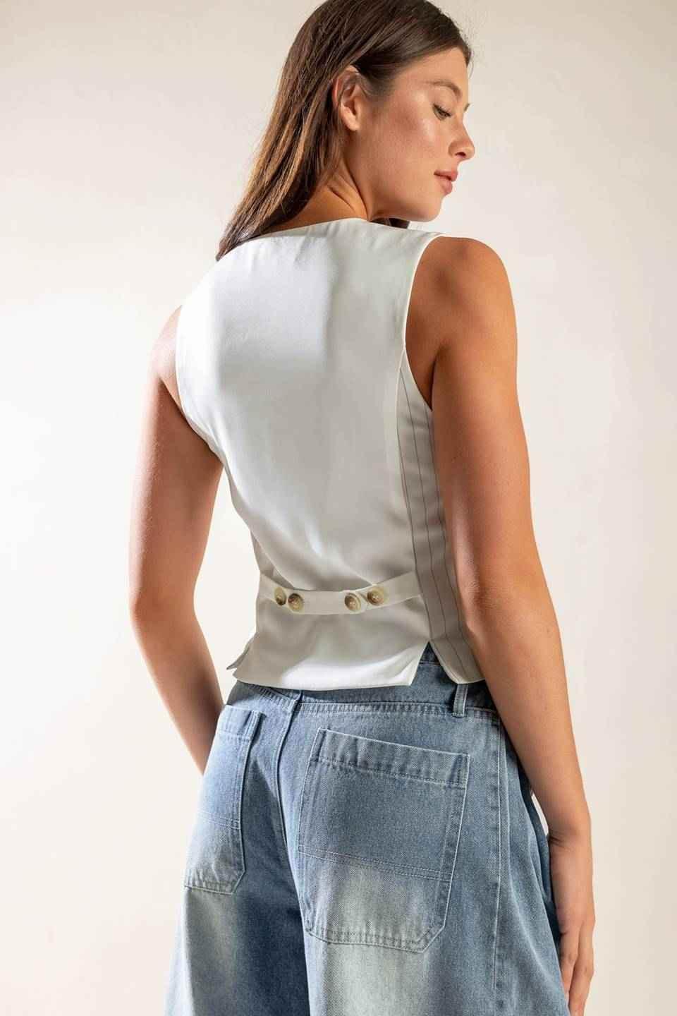 DINNER DATE WOVEN VEST VEST by Flying Tomato