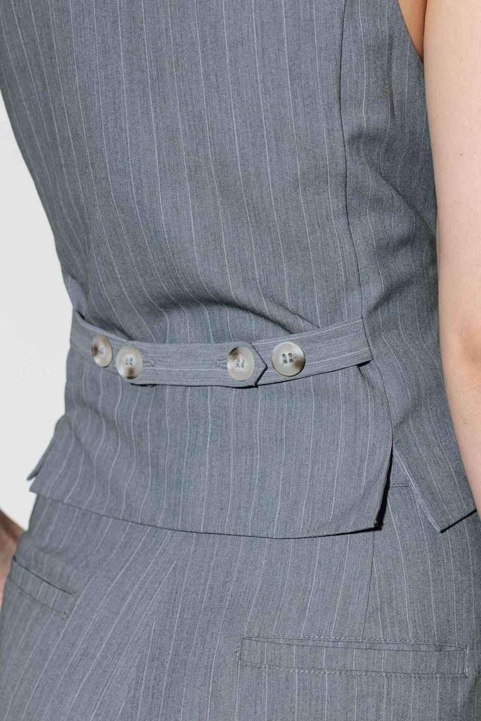 SMILE BRIGHT IN GREY WOVEN VEST VEST by Flying Tomato