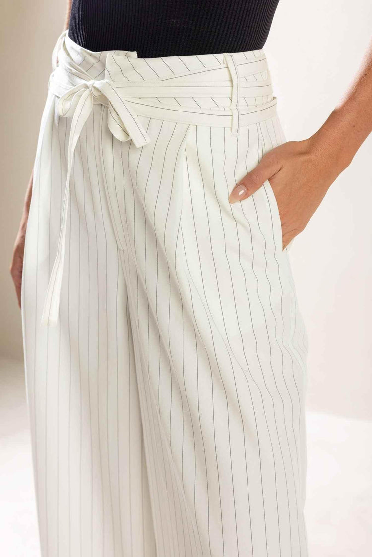 DINNER DATE WOVEN PANTS PANTS by Flying Tomato