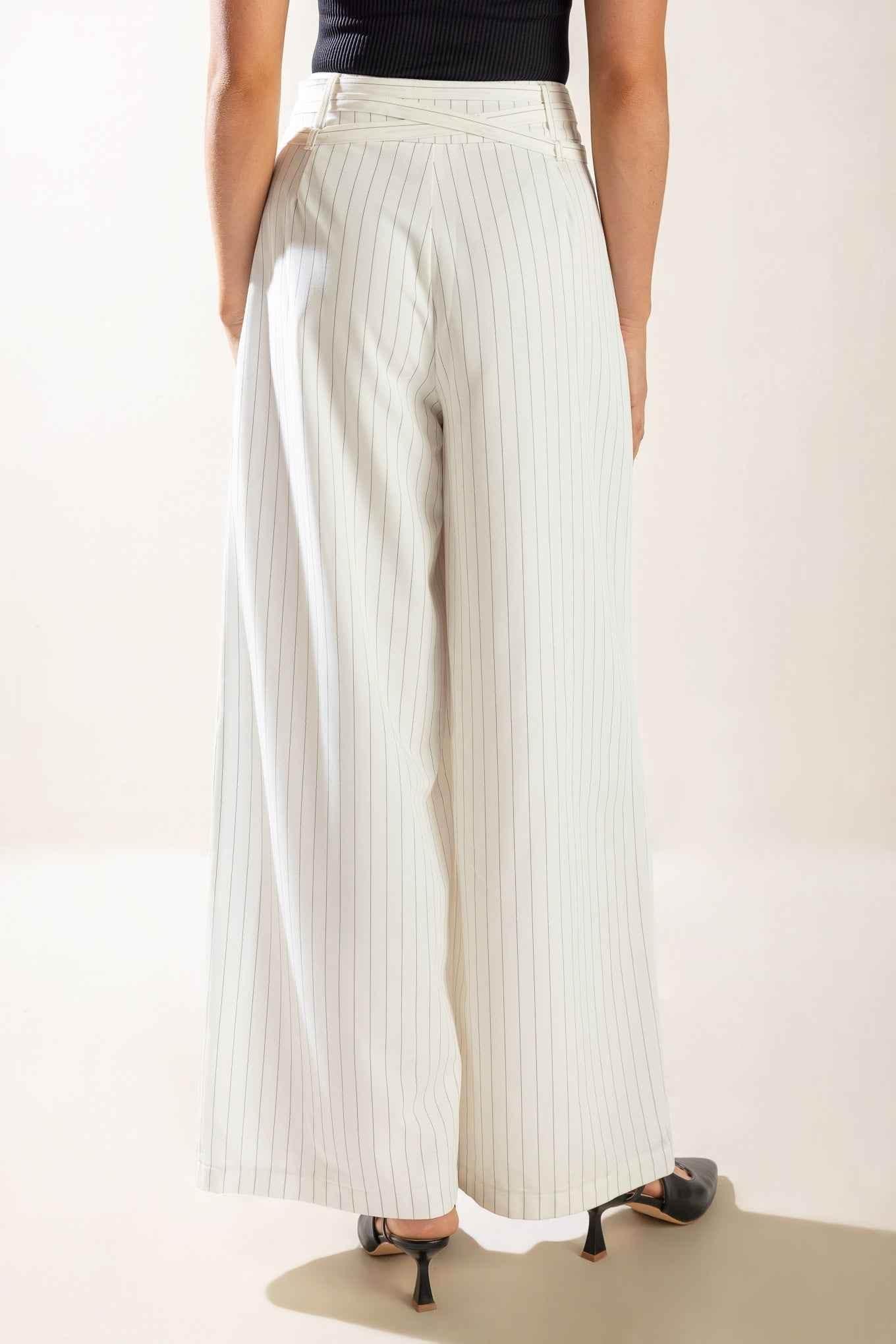 DINNER DATE WOVEN PANTS PANTS by Flying Tomato