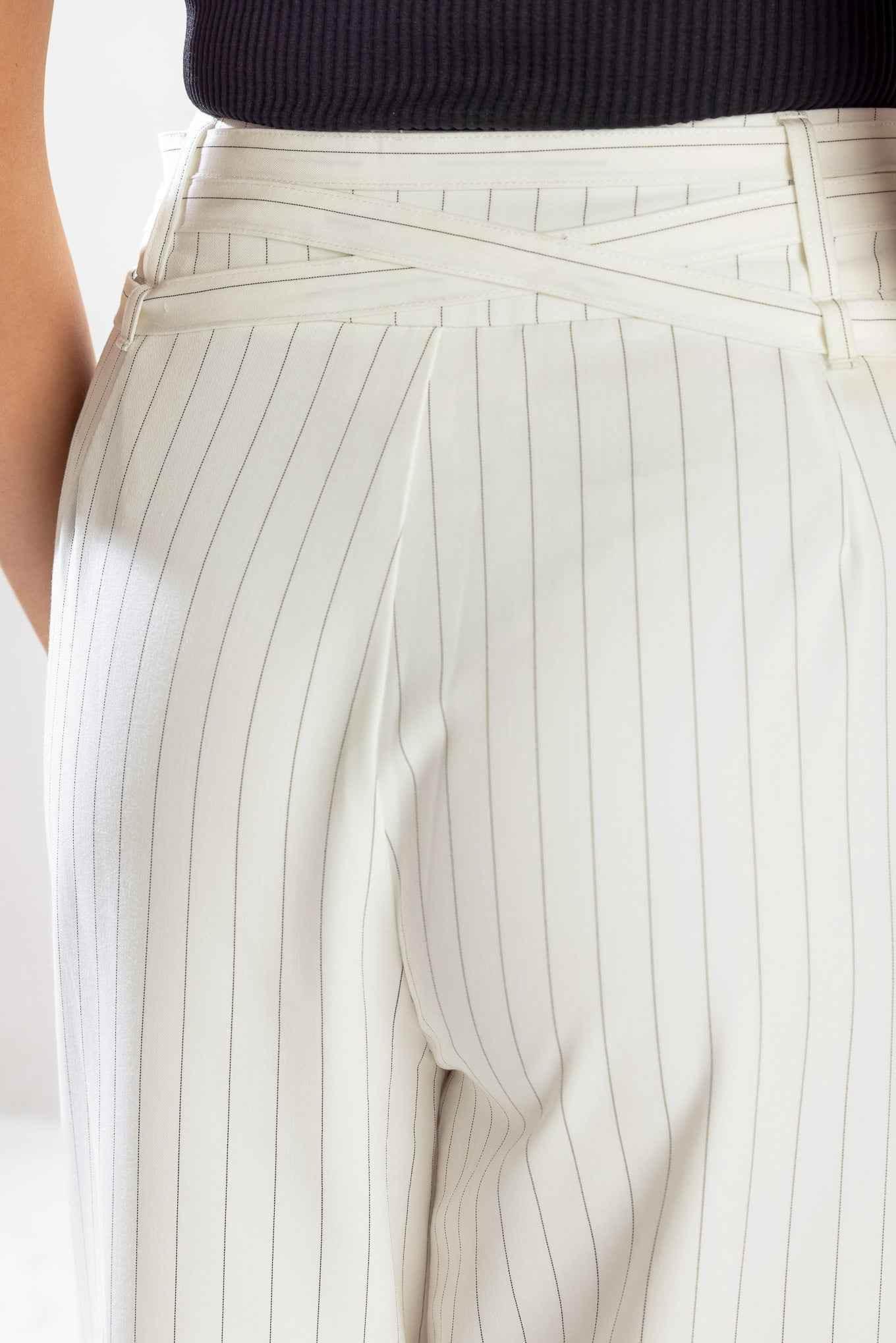 DINNER DATE WOVEN PANTS PANTS by Flying Tomato