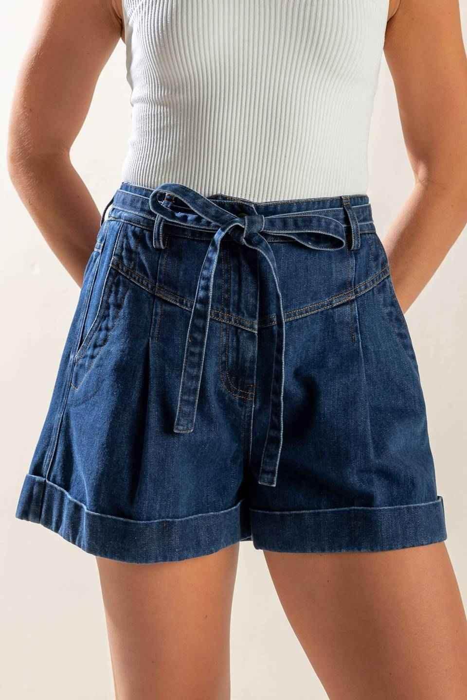 WALK IN THE PARK DENIM SHORTS PANTS by Flying Tomato