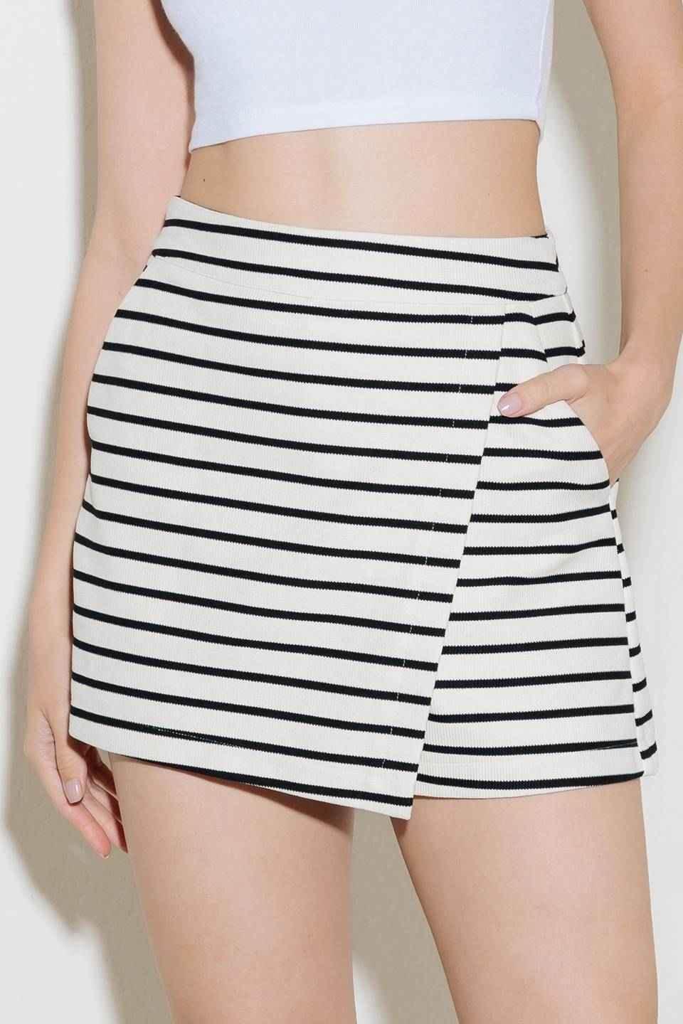 WILDFLOWER WANDER WOVEN SKORT SHORTS by Flying Tomato