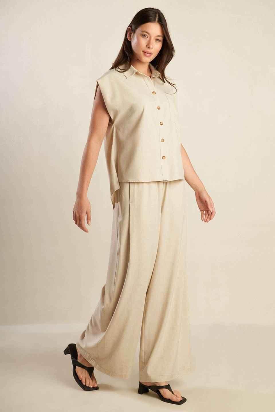 GO WITH GRACE WOVEN SHIRT TOPS by Flying Tomato