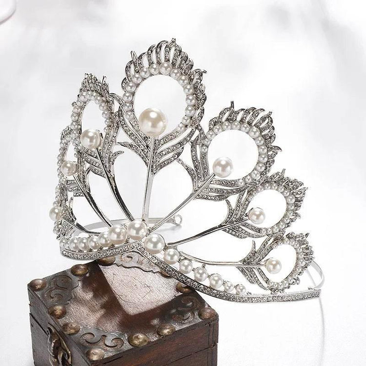 Luxury Miss Universe Crown Round Wedding Crystal Pearl Crowns Peacock Feather Tiaras Rhinestone Pageant Diadem CZ Coroa Novia Tiaras by DSERS