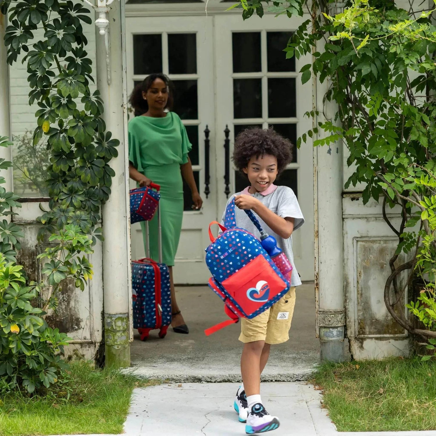 Kids Adventure 18" Carry-on Suitcase and Kits Carry-on Suitcases by Travellty