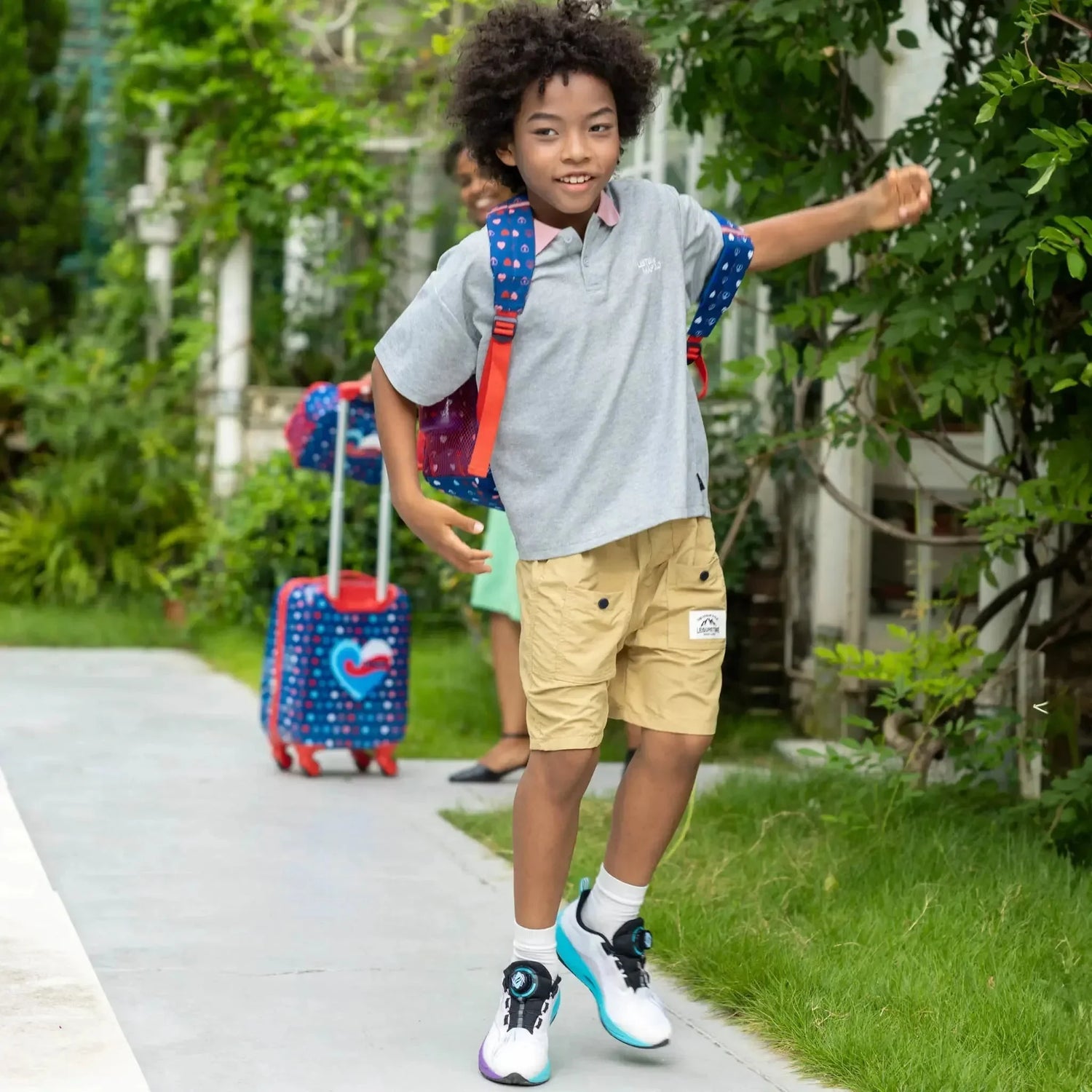 Kids Adventure 18" Carry-on Suitcase and Kits Carry-on Suitcases by Travellty