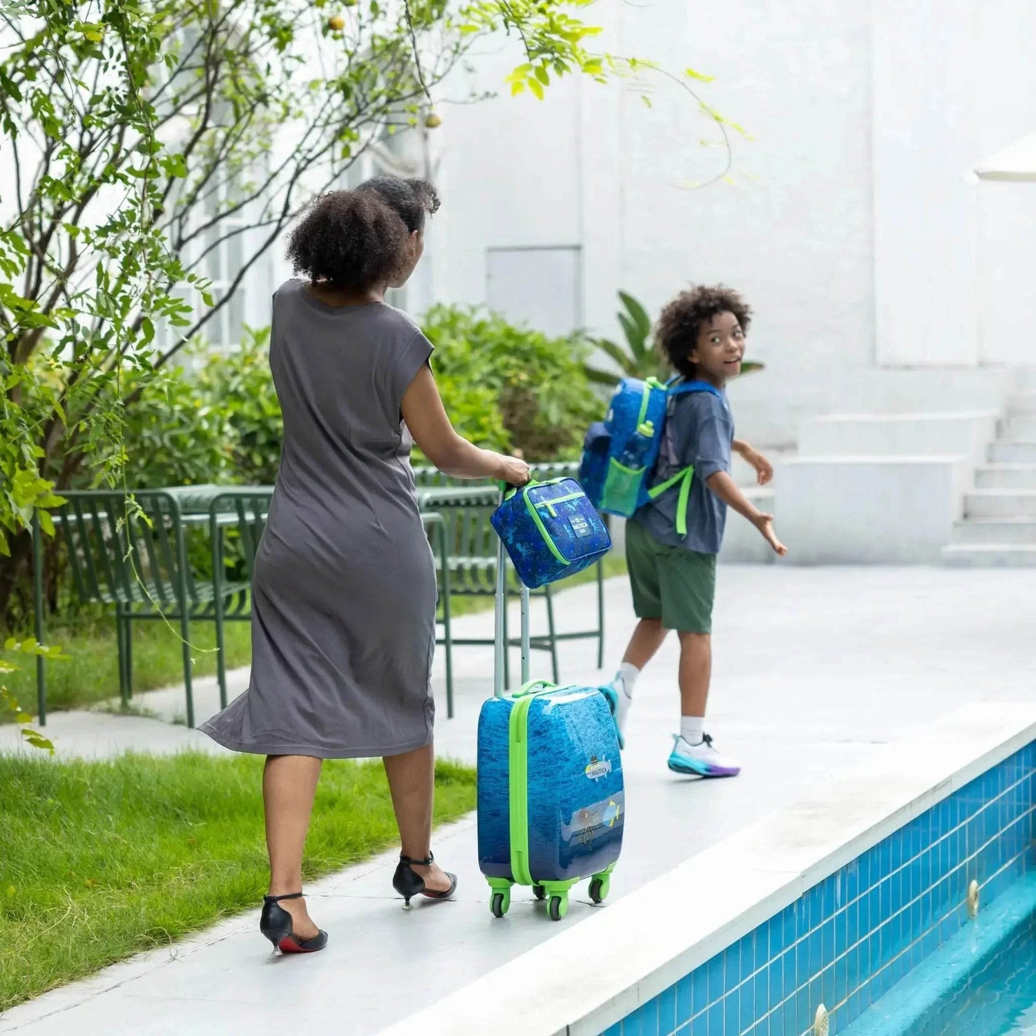 Kids Adventure 18" Carry-on Suitcase and Kits Carry-on Suitcases by Travellty