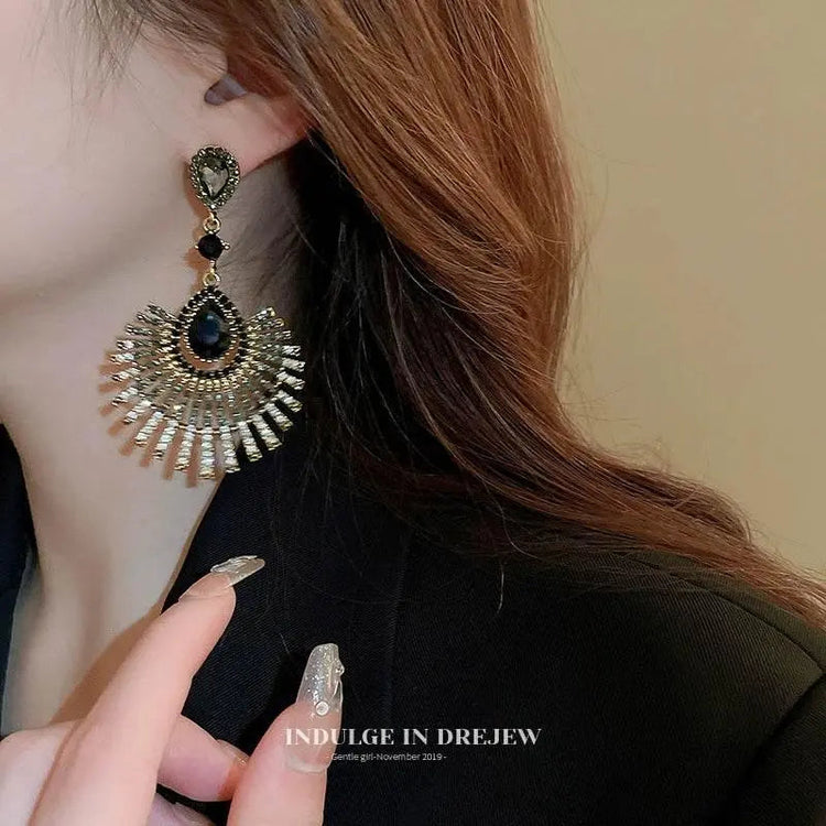 Exaggerated Water Drop Earrings - Luxe Look Earrings by Zopi / AliExpress