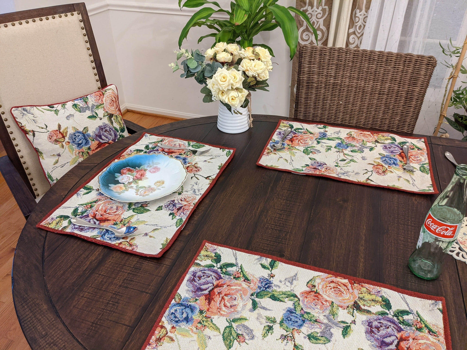DaDa Bedding Set of 4-Pieces Vintage Romantic Roses Lovely Pink Floral Tapestry Placemats 13” x 19” (879) Placemat by DaDalogy Bedding Collection