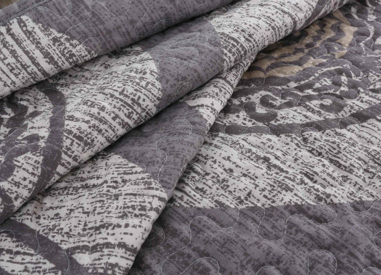 DaDa Bedding Rustic Grey Mosaic Distressed Medallion Reversible Quilted Bedspread Set (SD16299) Bedspreads by DaDalogy Bedding Collection