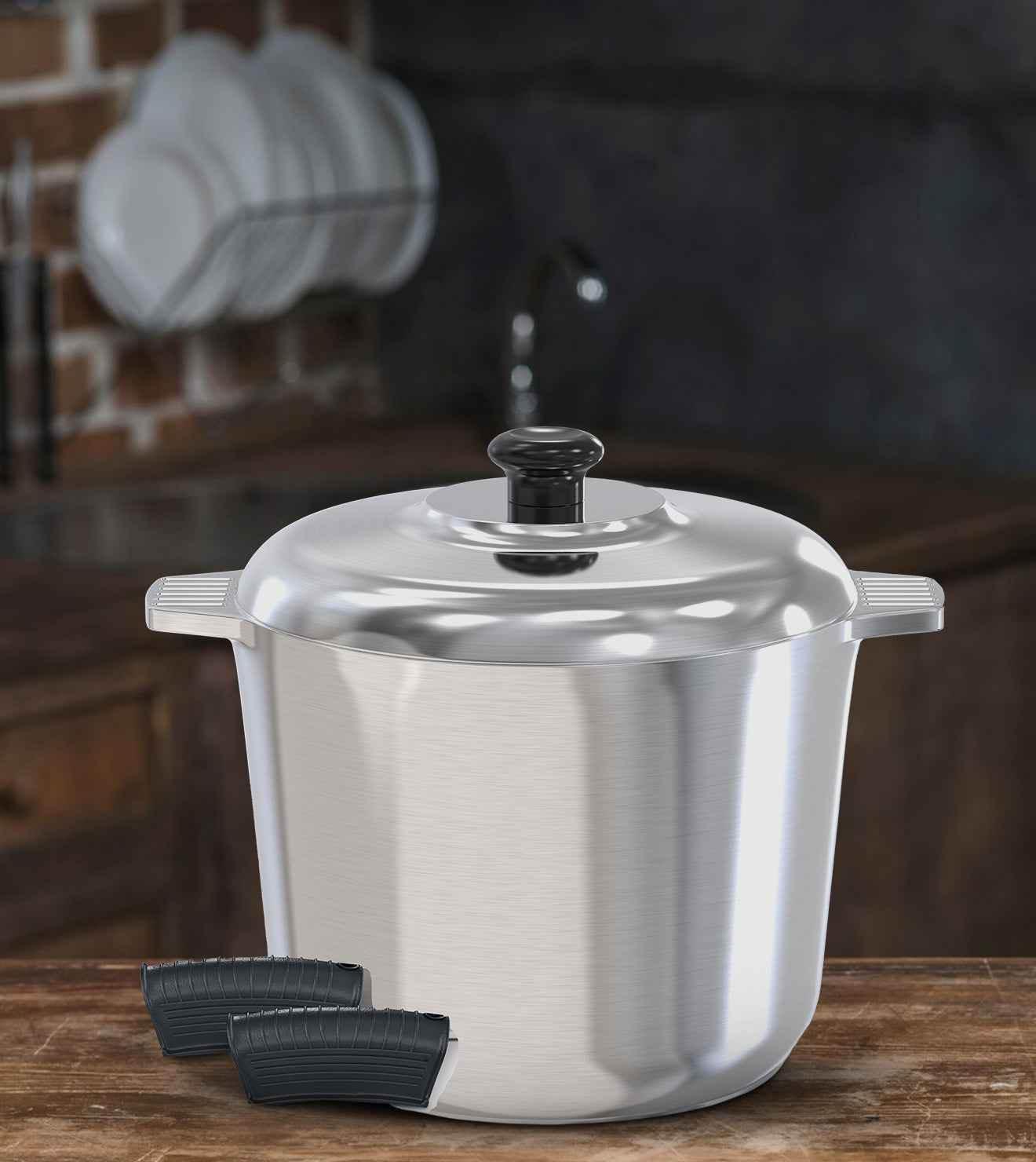 Stock Pot with Lid 14 Quarts Home & Garden by MAGNAWARE